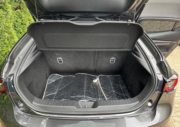 Mazda 3 cena 82000 przebieg: 58000, rok produkcji 2019 z Stryków małe 79